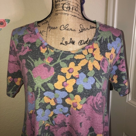 LuLaRoe Discontinued Perfect Tee - Picture 3 of 7
